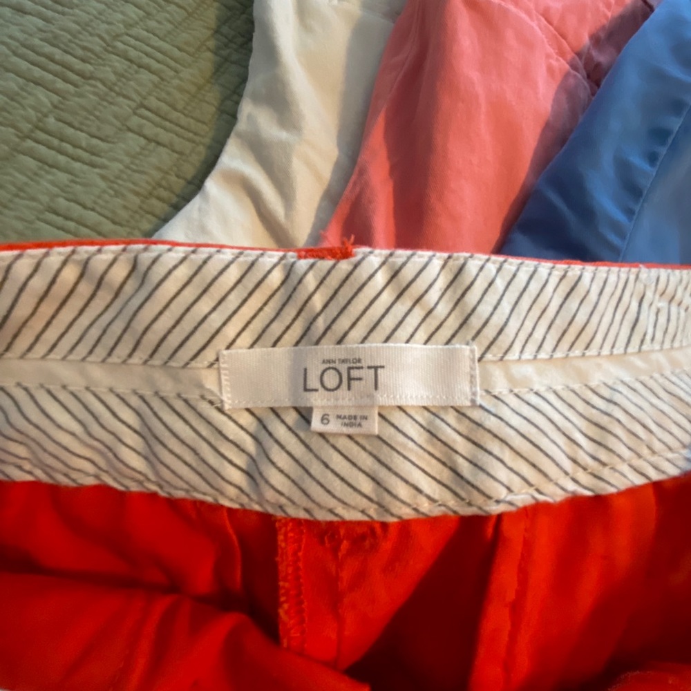 4 pairs of shorts size 6 Ann Taylor loft